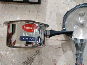PIGEON Elite Shine Tri Ply Pressure Cooker