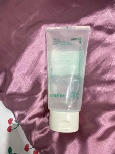Innisfree Aloe Soothing Gel