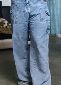 A 6 pocket straight pant