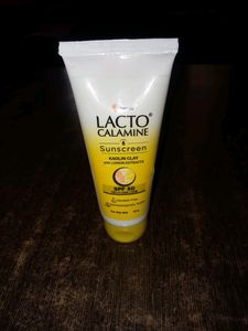 LACTO CALAMINE Sunscreen SPF 50 KAOLIN CLAY.