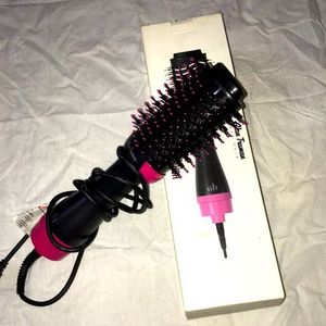 Alan Truman Hot Air Brush