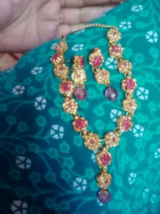 Stone Necklace Set