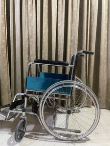 Foldable Manual Wheelchair