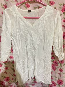 White Kurta S-M