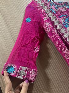 Rani Pink Kurta And Scarf