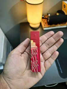 Maybelline Venyl Ink Lipstick (Pomodoro)