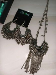 Necklace &amp; Earring Set
