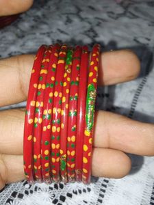 Red & Multi Bangle Set