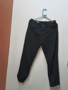 Women&#39;s Jeans