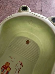 Pre-loved Baby Bathtub – Safe, Functional &amp; Love