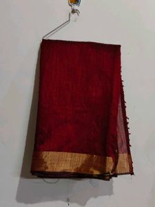 Elegant Maroon Saree (women's)