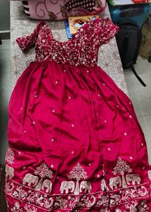 Ethnic Gowns For Women With Padded