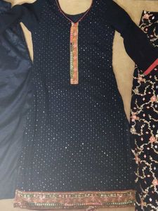 wedding wear dress with heavy dupatta work