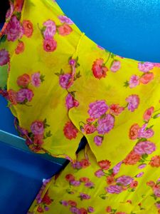Floral Ruffle Sleeve Top