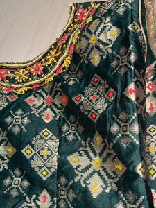 One Piece Gown With Mirror Work Dupatta For Mehndi