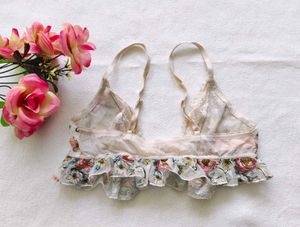 Victoria's secret : Front Tie Lace Bralette