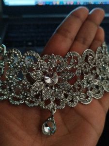 Sparkling Choker Necklace