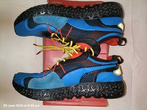Puma Sneakers