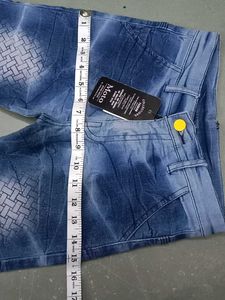 Boy&#39;s Outfit: Shirt &amp; Jeans