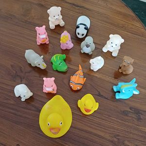 2 Sets Of Bath Toys (20 Pieces+ 1 Angry Bird Fr