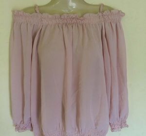 Pink Cold-shoulder Top