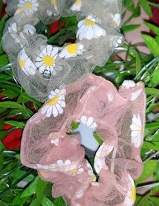 Daisy Print Scrunchies