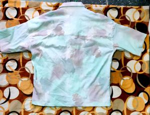 Watercolor Print Shirt 👕 ( M )
