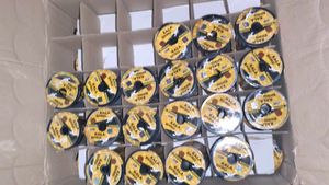 kala bichhu manja new stock available