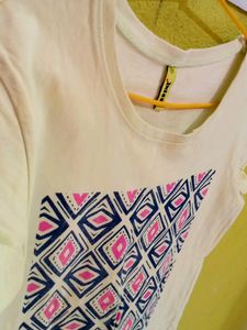 Geometric Patterned Tshirt