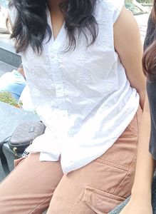 White Sleeveless shirt🪞✨