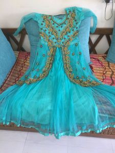 Heavy gown