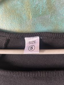 Pack Of 2 Ribbed Crop Tops