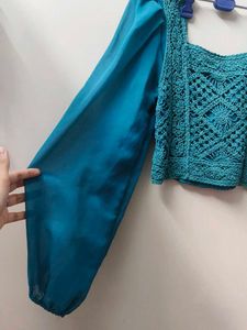 Crochet Puff Sleeve Top