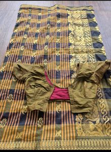 Vintage Checked Sari & Blouse Set