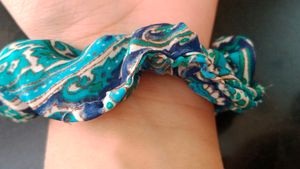 Stylish Multicolor Scrunchies - Set Of 2