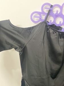 HEY Neck Cold Shoulder Top