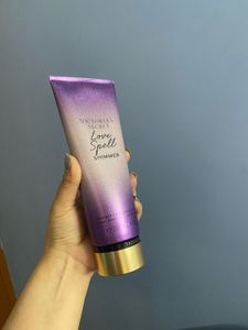 Victoria&#39;s Secret Love Spell Shimmer Lotion