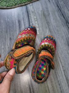 Mirrorwork Jutti Flats