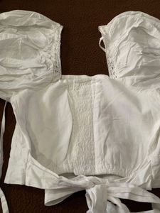 Pretty White Top (fixed Price )