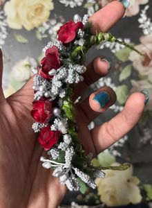 3 Floral Hair Accessories