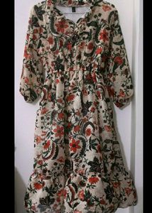 🆕 Floral Dress 👗