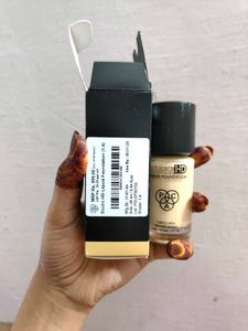 PAC STUDIO HD LIQUID FOUNDATION