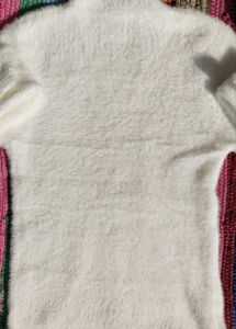 Korean White Graphic Sweater