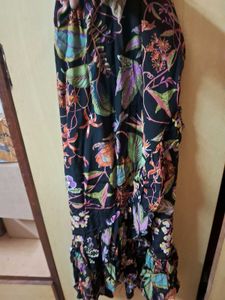 H&amp;m Ruffled Skirt
