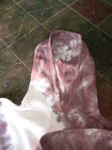 hudi t shirt and jact one toap  p