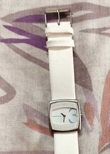 Fastrack White Leather Watch + Pendrive FREE