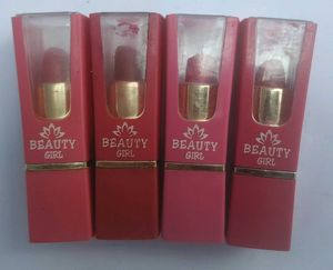 10 LIPSTICKS
