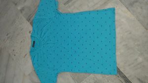 Unisex T-shirt Never Worn