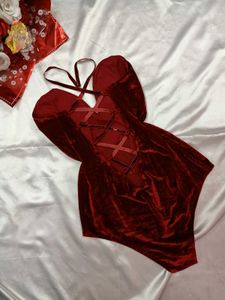 Burgandy/Maroon Velvet Bodycon❣️