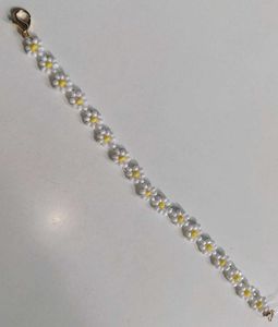 Daisy Beaded Bracelet